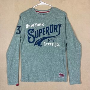 Camiseta Superdry Para Hombre Con Estampado Gráfico - Corte Cuadrado Y Material Reciclado